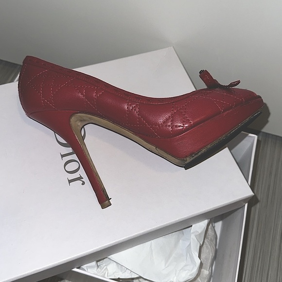 Authentic Dior classic peep toe heals from Holt Renfrew - Picture 5 of 7